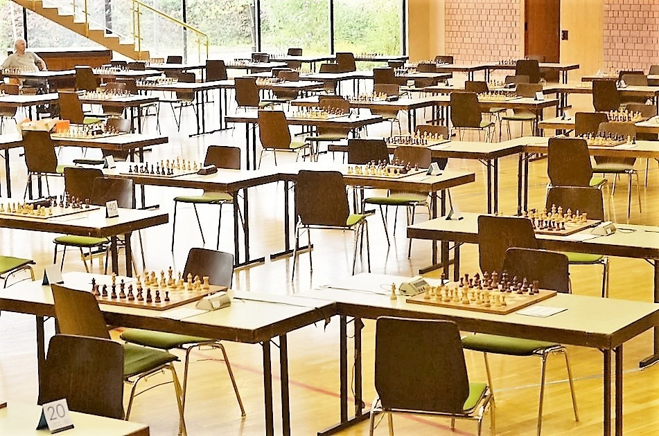 vellmarer-schachtage-2016-leerer-turniersaal